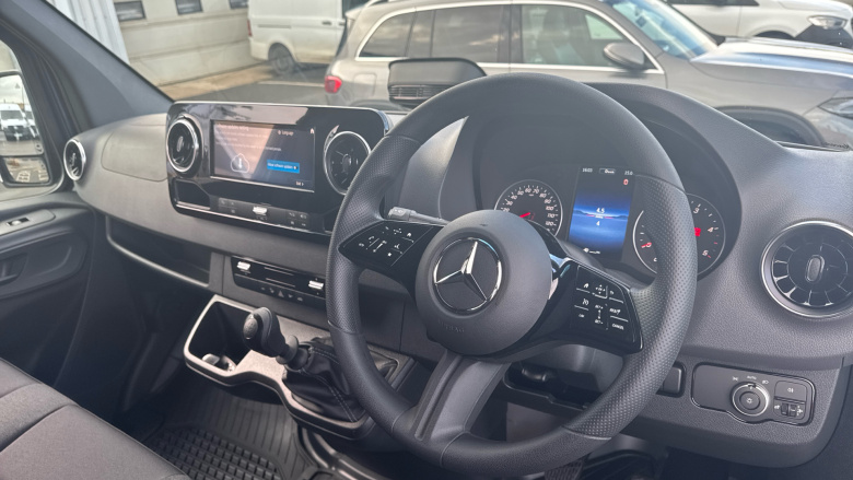 Mercedes-Benz Sprinter 315Cdi L2 Diesel Rwd 3.5t H2 Pro Van